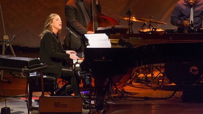 Afbeelding bij Diana Krall - Wallflower World Tour