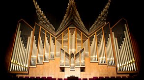 Afbeelding bij Meesterorganist Jean Guillou onderbreekt onverwachts zijn concert