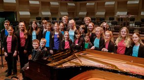 Afbeelding bij Julius (11) zingt mee met grootse Carmina Burana